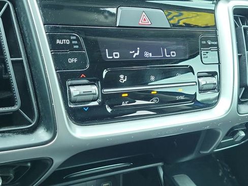 Used 2021 Kia Sorento EX FWD image 32