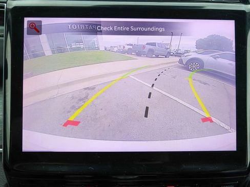 Used 2022 Jeep Grand Cherokee L Limited w/ Black Appearance Package AWD/4WD image 33