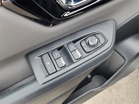 Used 2025 Subaru Forester Sport image 12