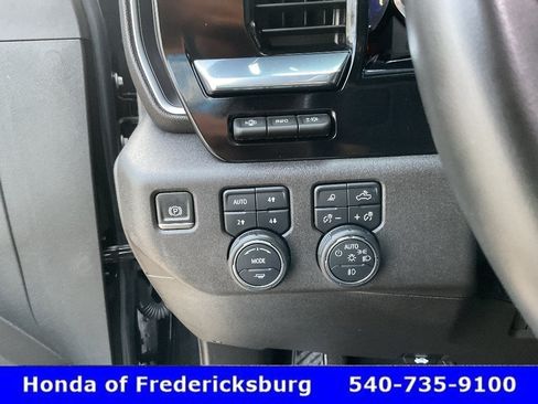 Used 2024 Chevrolet Silverado 2500 High Country w/ Midnight Edition AWD/4WD image 40