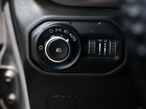 Used 2018 Jeep Wrangler Unlimited Sport S AWD/4WD image 49