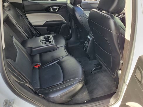 Used 2022 Jeep Compass Limited w/ Sun and Sound Group image 20