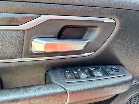 Used 2019 RAM 1500 Big Horn AWD/4WD image 16