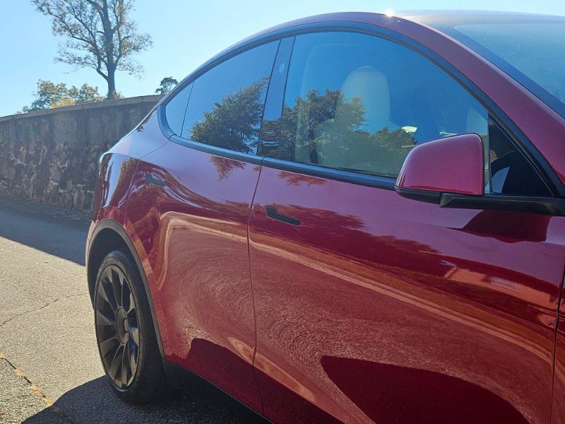 Used 2023 Tesla Model Y Long Range AWD/4WD image 20