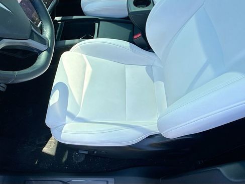 Used 2020 Tesla Model X Performance AWD/4WD image 11