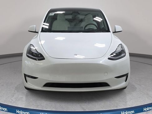 Used 2024 Tesla Model Y Performance AWD/4WD image 3