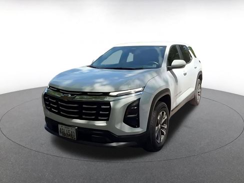 Used 2025 Chevrolet Equinox LT FWD image 7