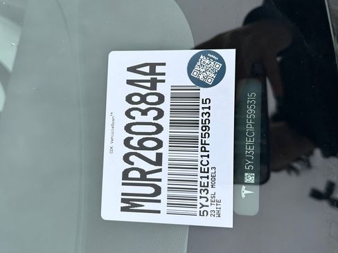 Used 2023 Tesla Model 3 Performance image 31