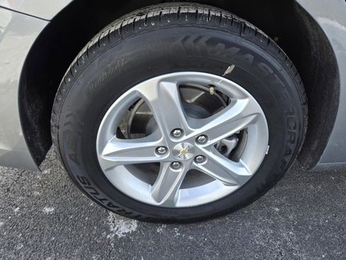 Used 2023 Chevrolet Malibu LT image 40