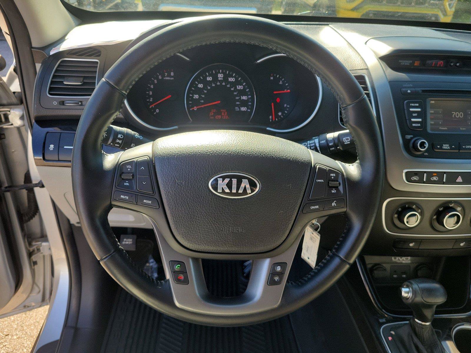 Used 2014 Kia Sorento LX FWD image 21