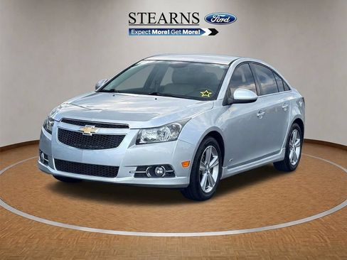 Used 2014 Chevrolet Cruze LT w/ Enhanced Safety Package FWD image 2