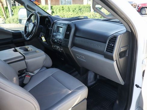 Used 2018 Ford F350 XL w/ Power Equipment Group RWD image 41