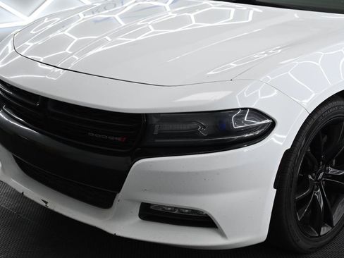 Used 2017 Dodge Charger R/T RWD image 7