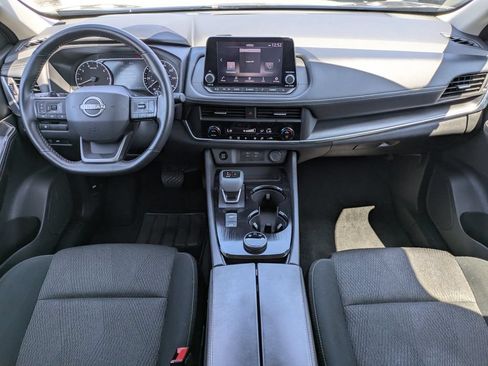 Certified 2026 Nissan Rogue SV AWD/4WD image 16