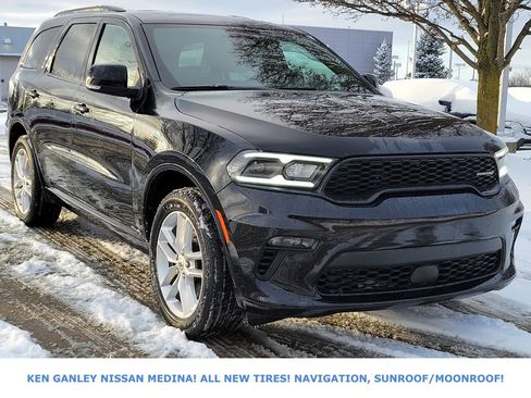 Used 2023 Dodge Durango GT image 1