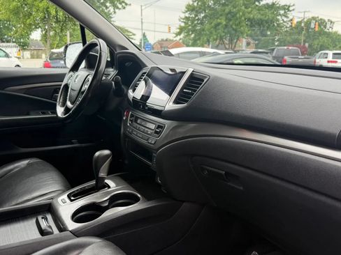 Used 2018 Honda Ridgeline RTL-T image 13