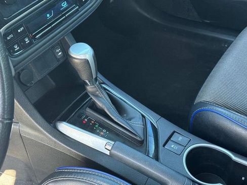 Used 2017 Toyota Corolla SE image 28