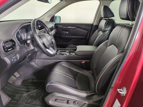Certified 2024 Honda Pilot Elite image 13