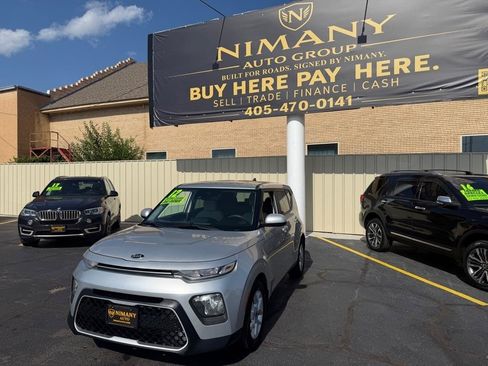 Used 2021 Kia Soul S FWD image 3