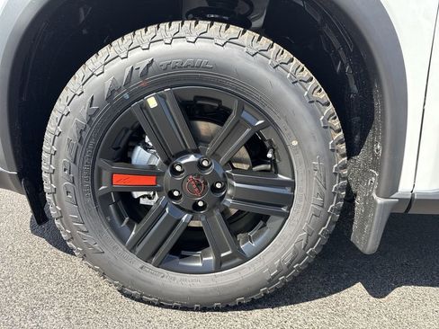 New 2026 Nissan Rogue SV AWD/4WD image 10