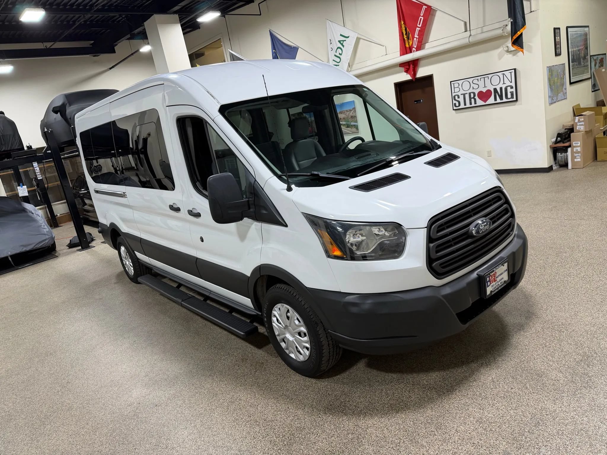 Used 2015 Ford Transit 250 148 Medium Roof RWD image 14