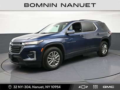 Used 2023 Chevrolet Traverse LT