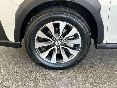Certified 2023 Subaru Outback Limited AWD/4WD image 27
