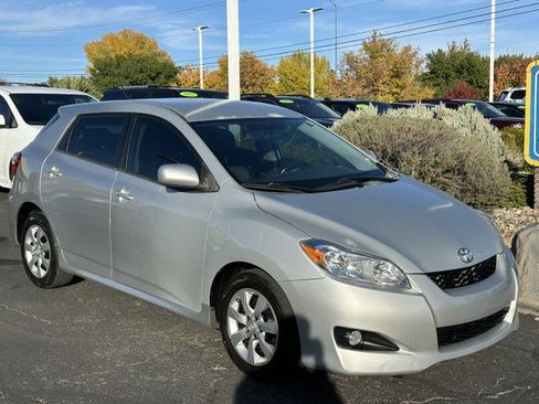 Used 2013 Toyota Matrix S image 1