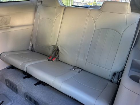 Used 2017 Buick Enclave Leather w/ Enclave Sport Touring Edition image 37