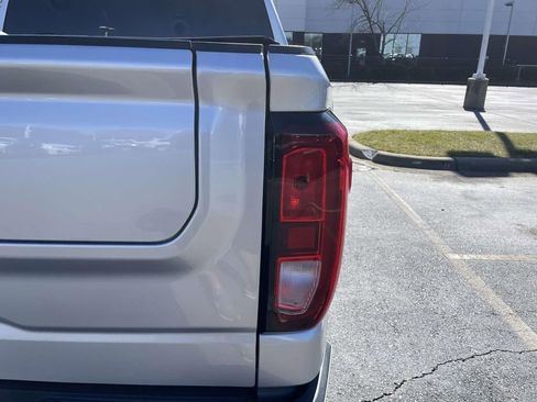 Used 2021 GMC Sierra 1500 Elevation image 17