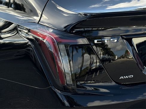 Used 2020 Cadillac CT5 V w/ Premium Package image 15