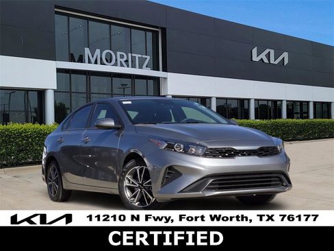 Certified 2022 Kia Forte LXS image 1