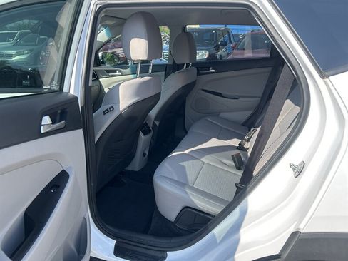 Used 2020 Hyundai Tucson SEL w/ Cargo Package AWD/4WD image 10
