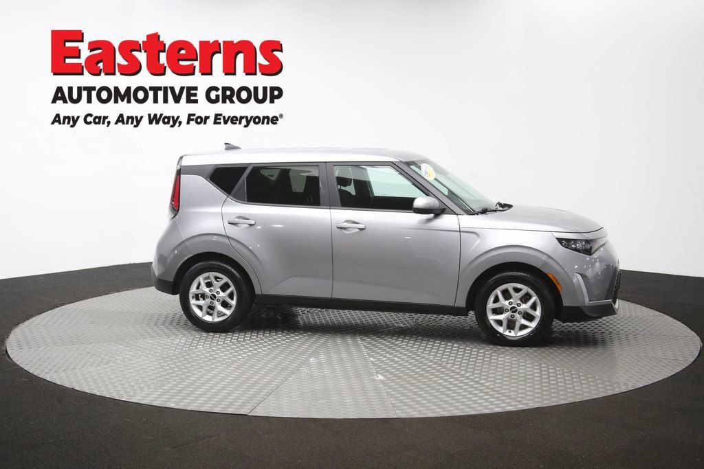 Used 2023 Kia Soul LX w/ Option Group 015 FWD image 48