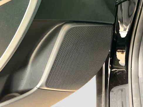 Certified 2025 Kia Soul LX image 18