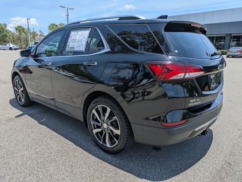Used 2023 Chevrolet Equinox Premier FWD image 6