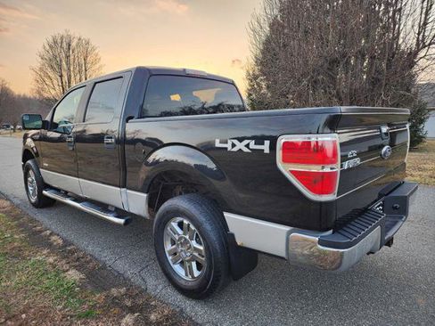 Used 2011 Ford F150 XLT w/ XLT Chrome Pkg image 8