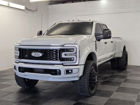 Used 2026 Ford F450 Platinum w/ Platinum Plus Package AWD/4WD image 4