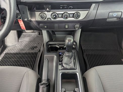 Used 2018 Toyota Tacoma SR image 26
