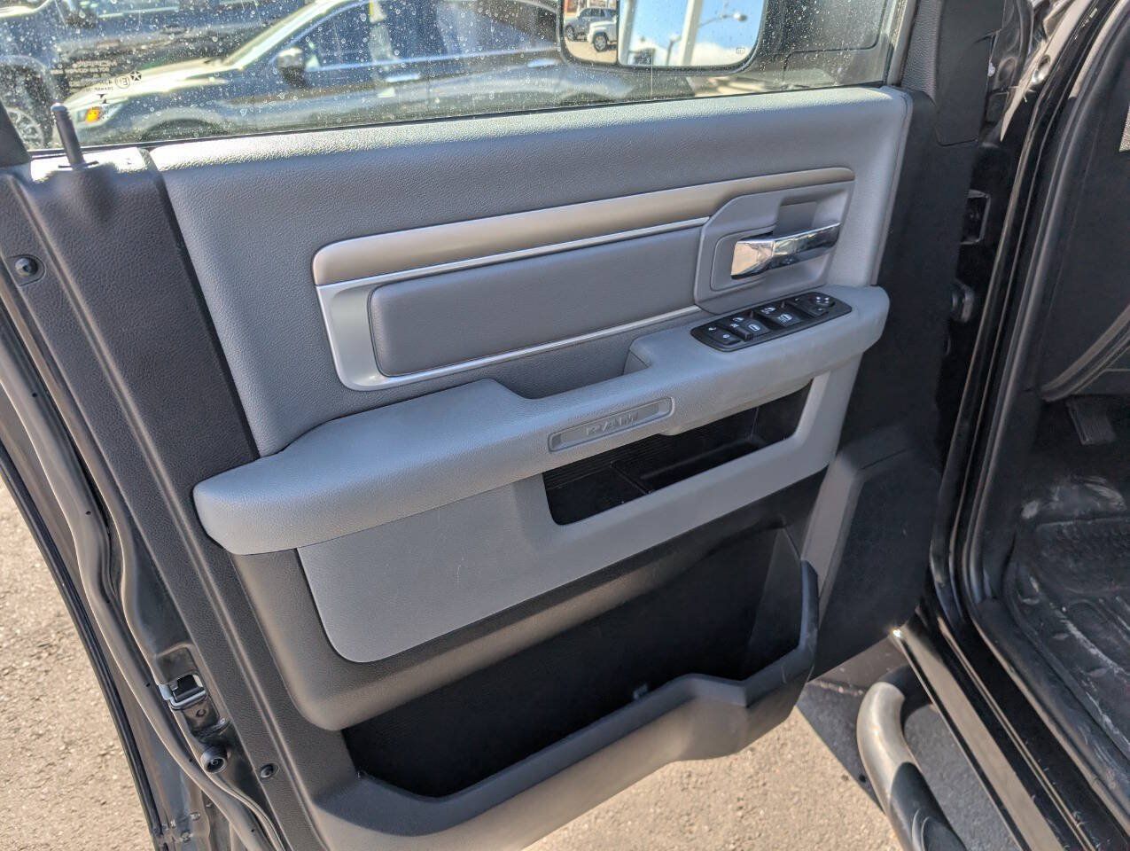 Used 2014 RAM 2500 Big Horn AWD/4WD image 32