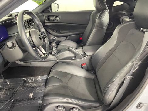 Used 2024 Nissan Z Performance w/ Floor Mat Package RWD image 2
