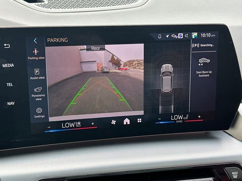 Used 2025 BMW X1 xDrive28i w/ M Sport Package image 22