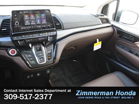 New 2026 Honda Odyssey Elite image 12