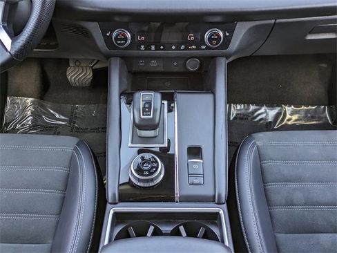 Used 2024 Mitsubishi Outlander SE image 19