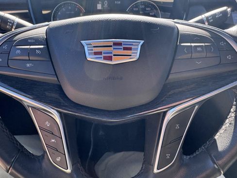 Used 2023 Cadillac XT5 Premium Luxury w/ LPO, Floor Liner Package AWD/4WD image 19