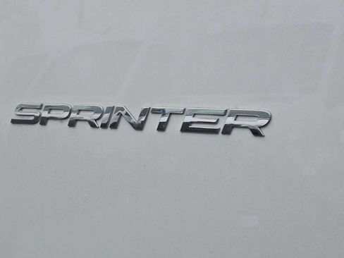 Used 2025 Mercedes-Benz Sprinter 2500 image 18