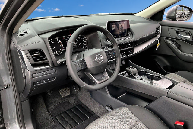 New 2026 Nissan Rogue SV FWD image 7