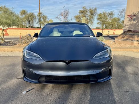 Used 2021 Tesla Model S Plaid image 8