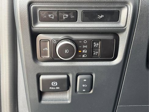 Used 2023 Ford F150 Lariat w/ Equipment Group 502A High AWD/4WD image 24