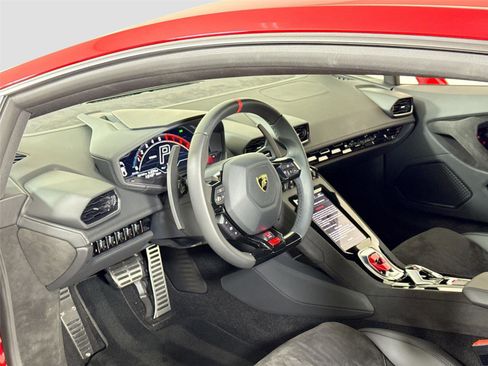 Used 2023 Lamborghini Huracan Tecnica image 12